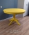 стол круглый желтый диаметром 120 см